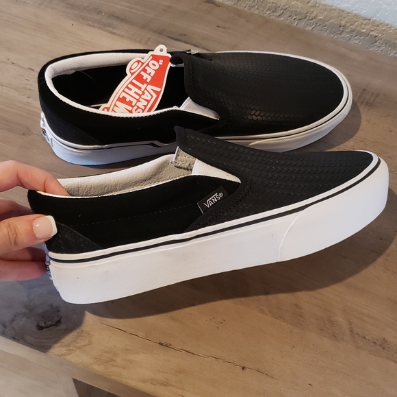 Vans Classic Slip-On Suede Emboss Black Platform Sneaker - Picture 3 of 10